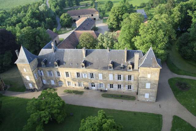 Mariages, réceptions, séminaires et hébergements en Moselle · Le Château de Preisch